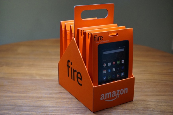 Бюджетные планшеты Amazon Fire продаются по шесть штук в упаковке