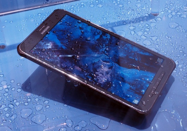 Galaxy Tab 4 Active - первый защищенный планшет от Samsung